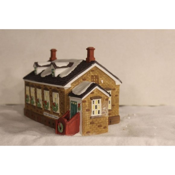 Dept 56 New England Village - Stoney Brook Town Hall - Picture 2 of 7